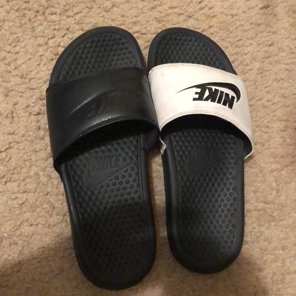 black and white mismatch nike slides